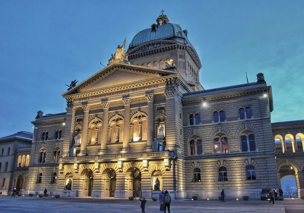 Consiglio Federale, Berna, © Martin Zenker / Unsplash