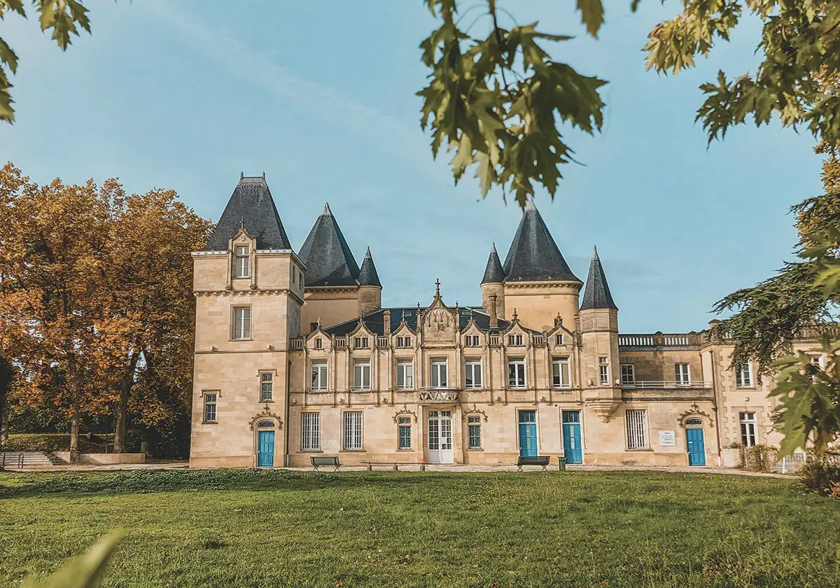 Lungo la strada del vino, Bordeaux e i suoi castelli